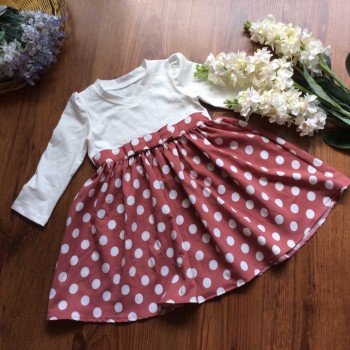 Váy thu dài tay chân chấm bi